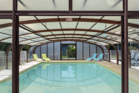 La piscine des Hameaux des Marines