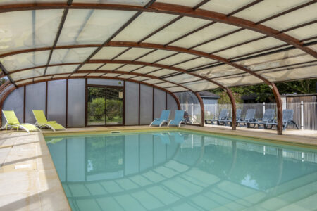 La piscine des Hameaux des Marines