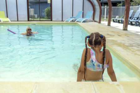 La piscine des Hameaux des Marines